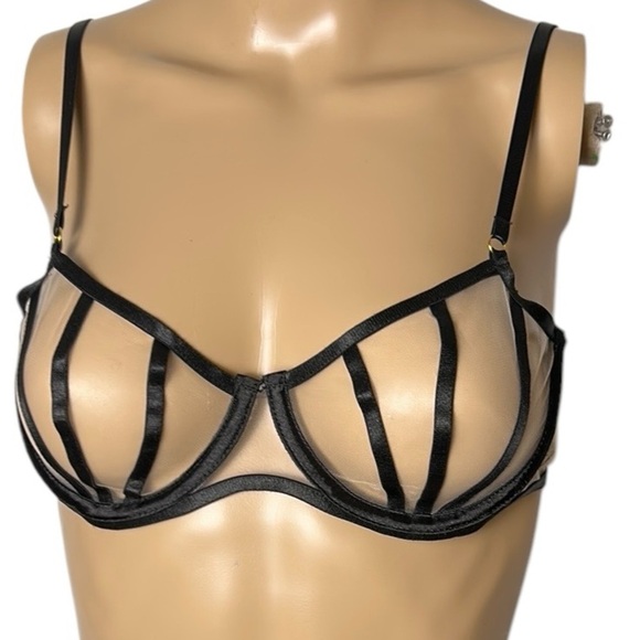 sexy strappy cage mesh bra,M, underwire,
Kinks,gangtza,dominatrix,cosplay - Picture 1 of 8